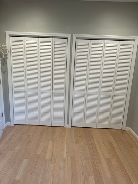 Building Photo - 3404 N Lavergne Ave