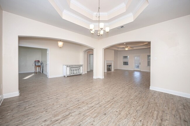 Building Photo - 1013 Silverbell Cv