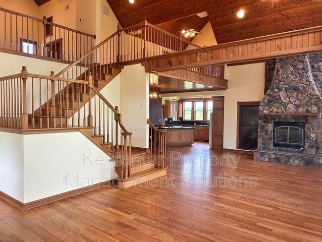 Building Photo - 33 Hodge Farm Ln