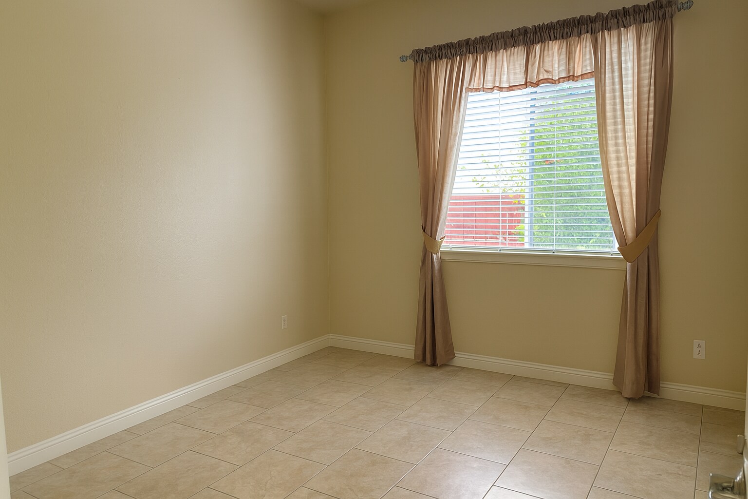 Building Photo - 2230 Masters Rd