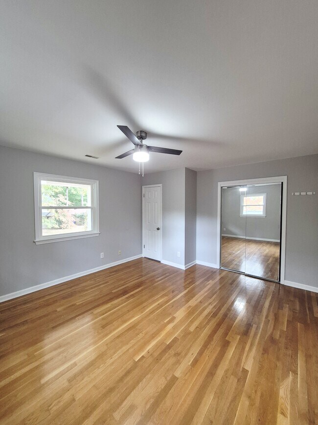 Building Photo - 97 Waterview Dr