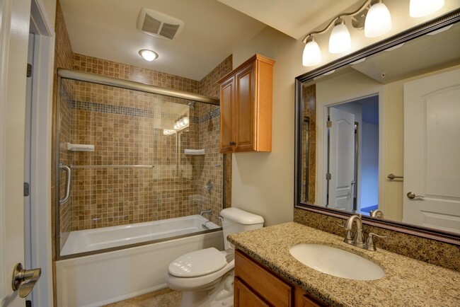 Building Photo - 2111 Jetty Rock Dr