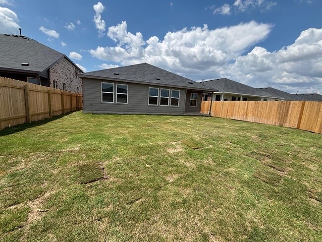 Building Photo - 241 Seven Seas Dr