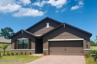 Building Photo - 519 Old Country Rd S E