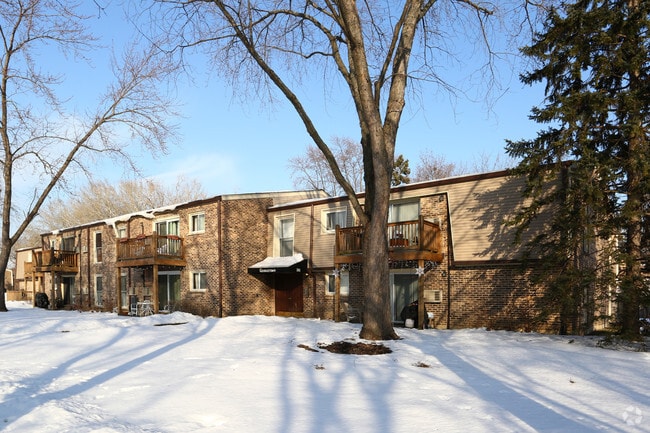 Primary Photo - Georgetown Apartments