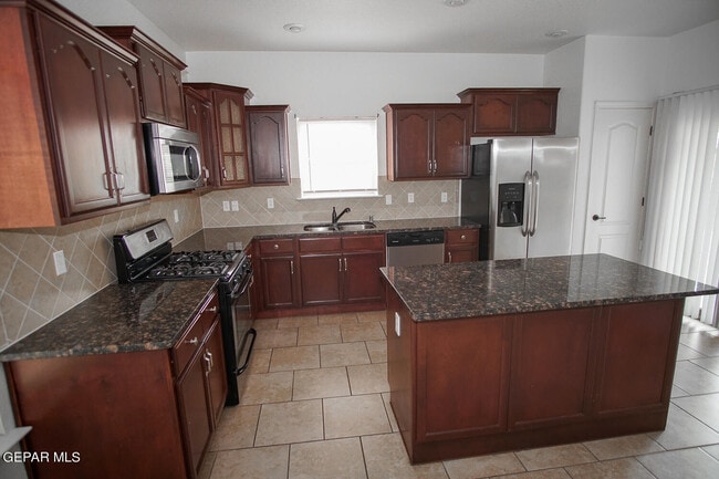 Building Photo - 14604 Spanish Point Dr