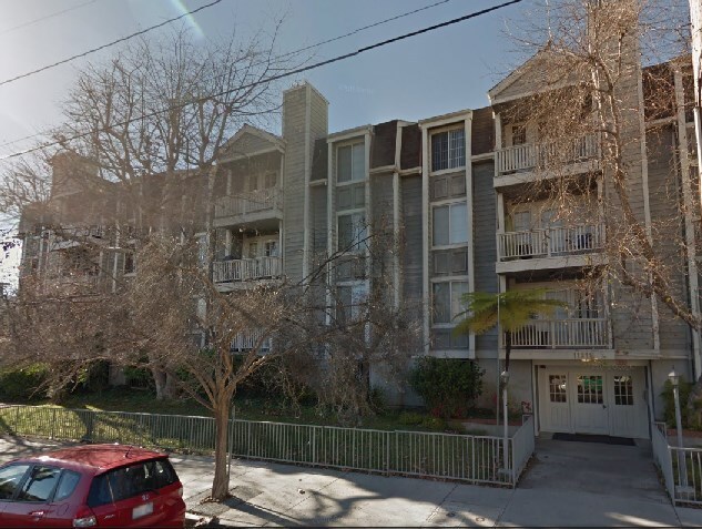 Primary Photo - 11211 Greenlawn Ave