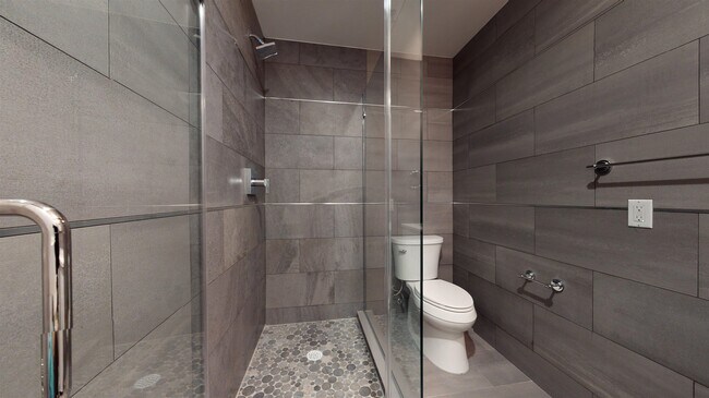 Building Photo - 580 Palisade Ave