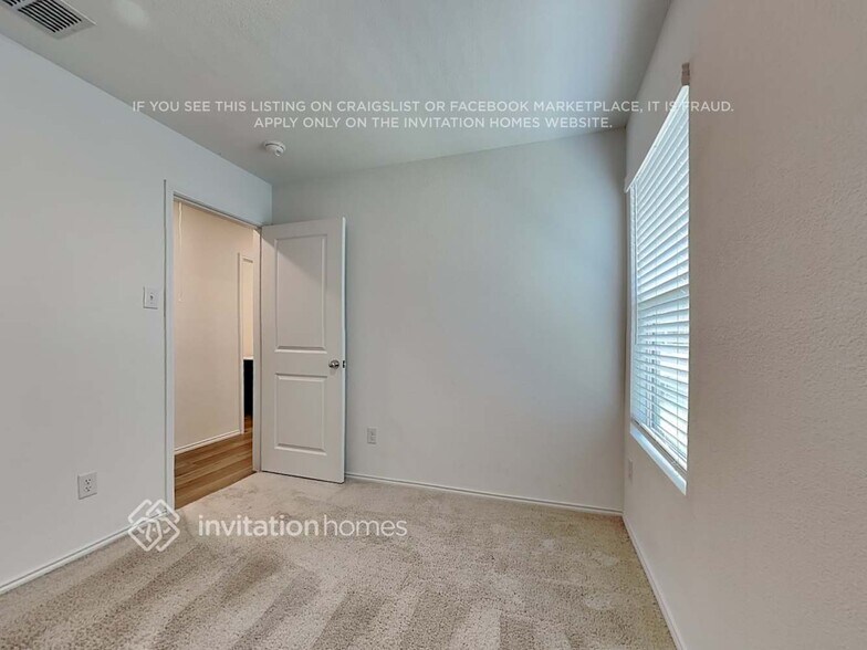 Building Photo - 117 Br Vlg Wy