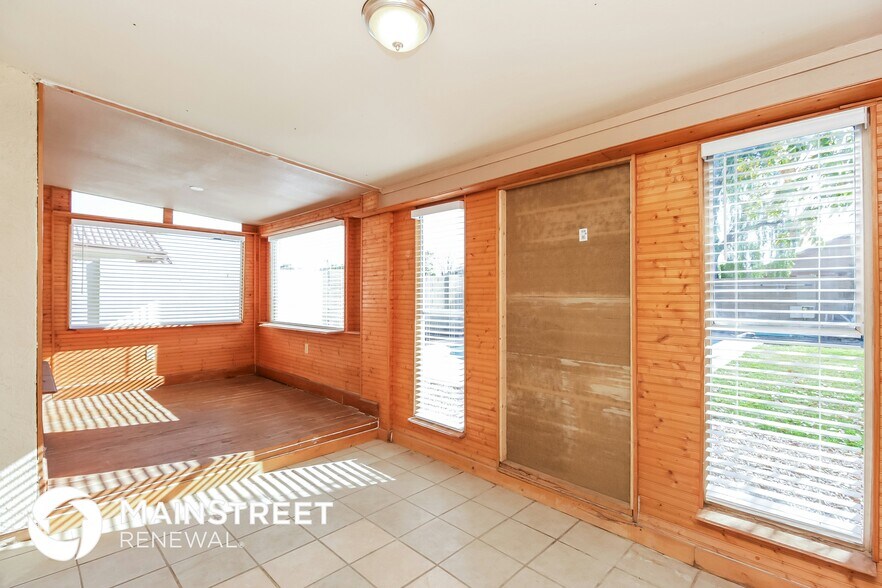 Building Photo - 12555 W Virginia Ave