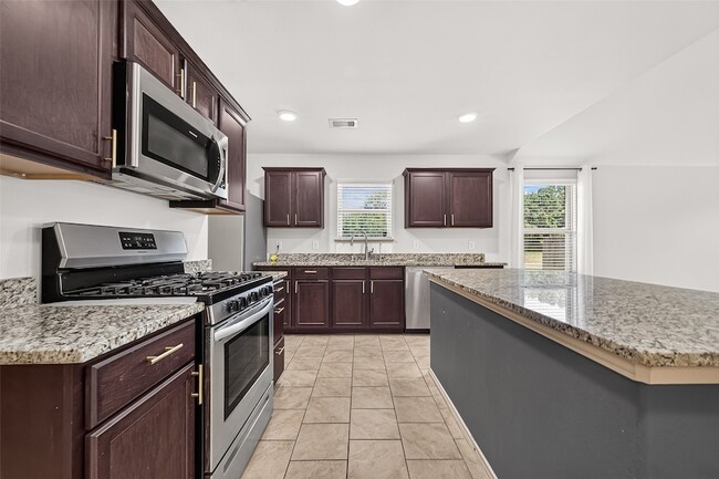 Building Photo - 23718 Water Hickory Dr