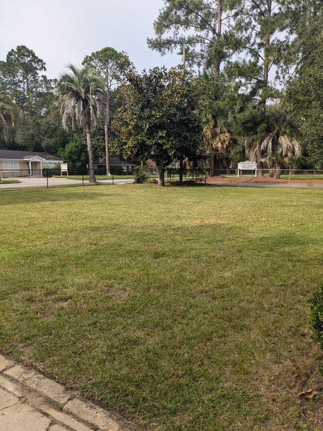 Building Photo - Beautiful home in the heart of Valdosta