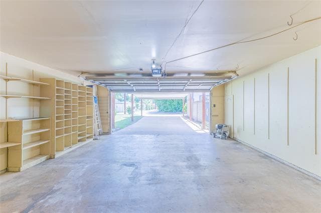 Building Photo - 2418 Ingleside Dr