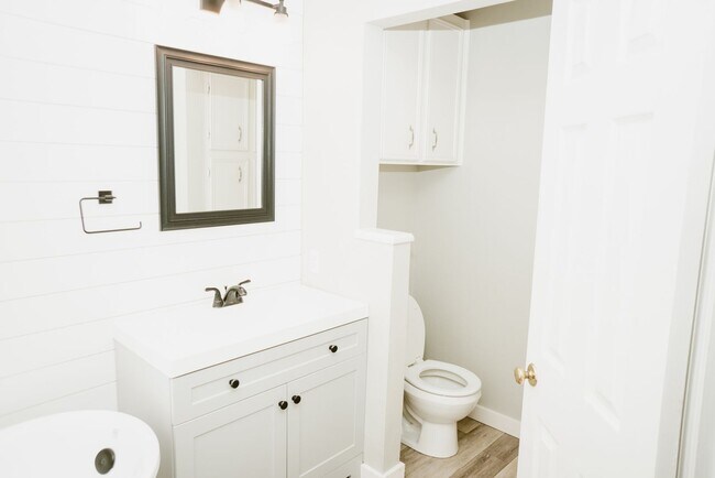 Building Photo - 6313 W Oxbow Cir