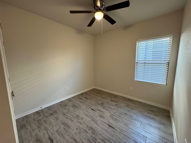 Building Photo - 5108 Rose Petal Ct