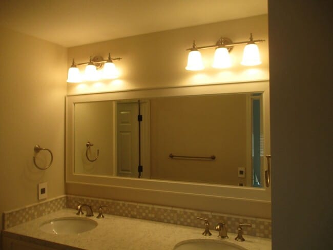 Building Photo - 4 br, 3 bath House - 829 SHORE BREEZE DRIVE