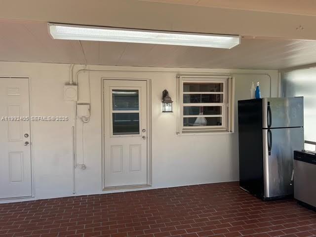 Building Photo - 2820 SW 65th Ave