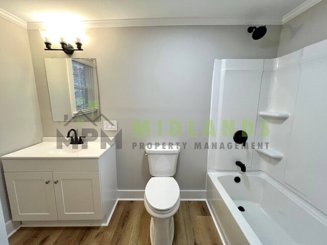 Building Photo - 1348 Ramblin Rd