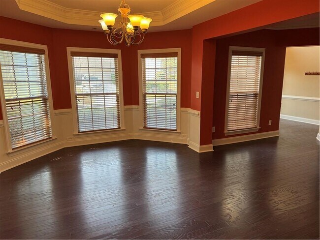 Building Photo - 7411 Redbud Loop