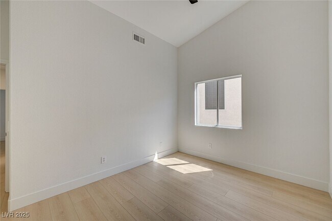 Building Photo - 2475 Sedona Cedar Ave