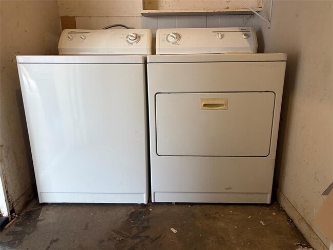 Building Photo - 7404 Bethune Ave