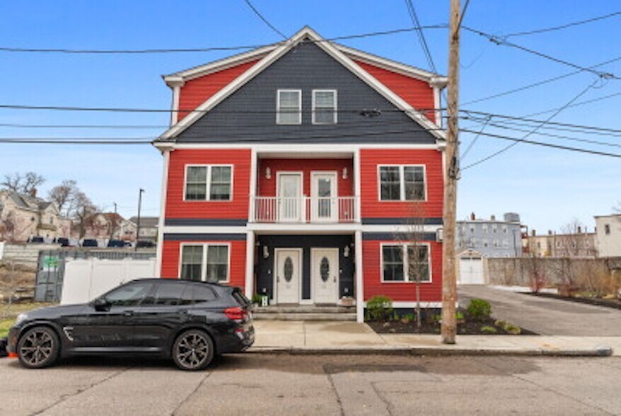 Building Photo - 51 Robey St