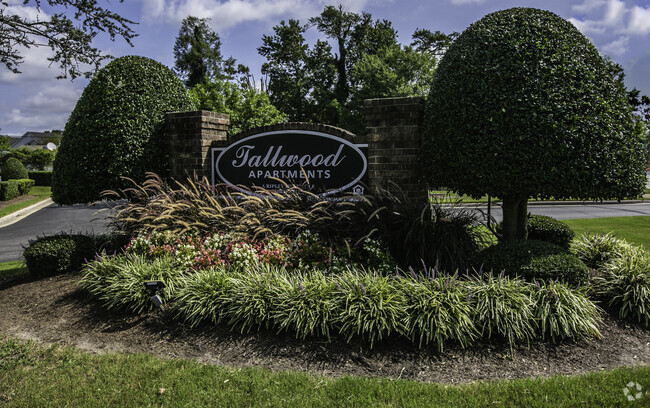 Building Photo - Tallwood Apartments