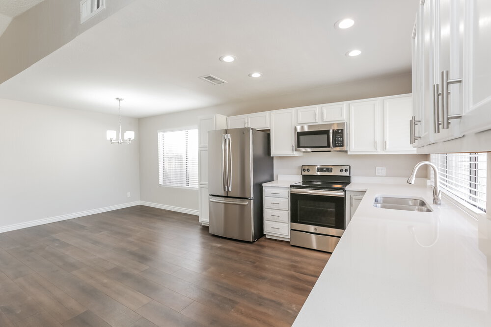 Building Photo - 10308 W Calle Del Oro