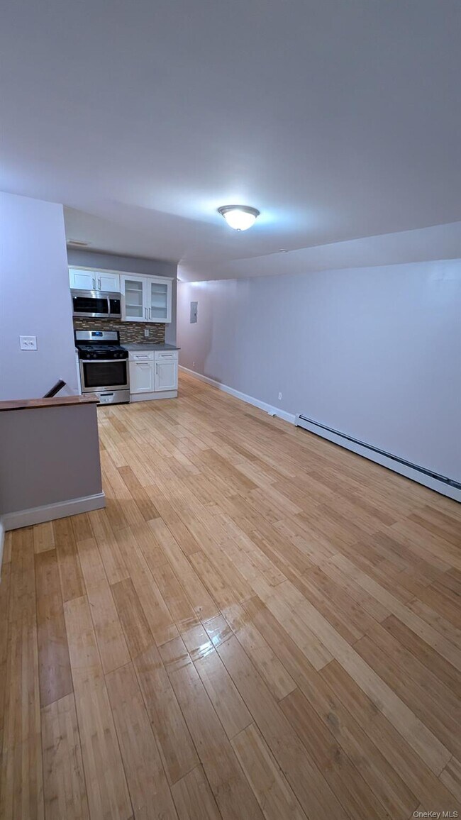 Building Photo - 228-07 146th Ave