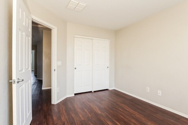 Building Photo - 9021 W Whyman Ave