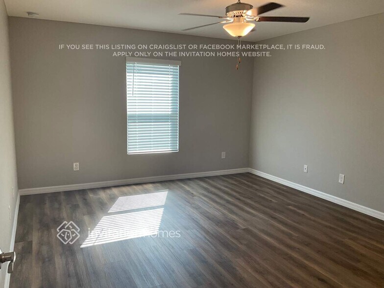 Building Photo - 25178 Alicante Dr