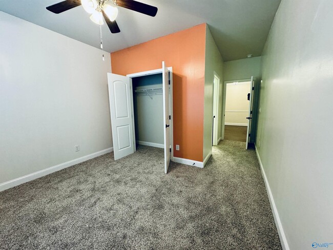 Building Photo - 26764 Mill Creek Dr