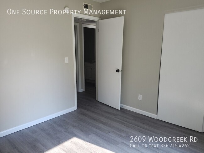 Building Photo - 2609 Woodcreek Rd