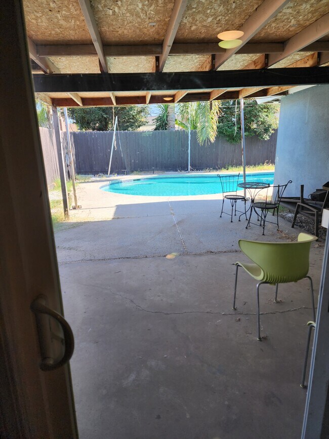 Rear patio - 5962 E Pontiac Way