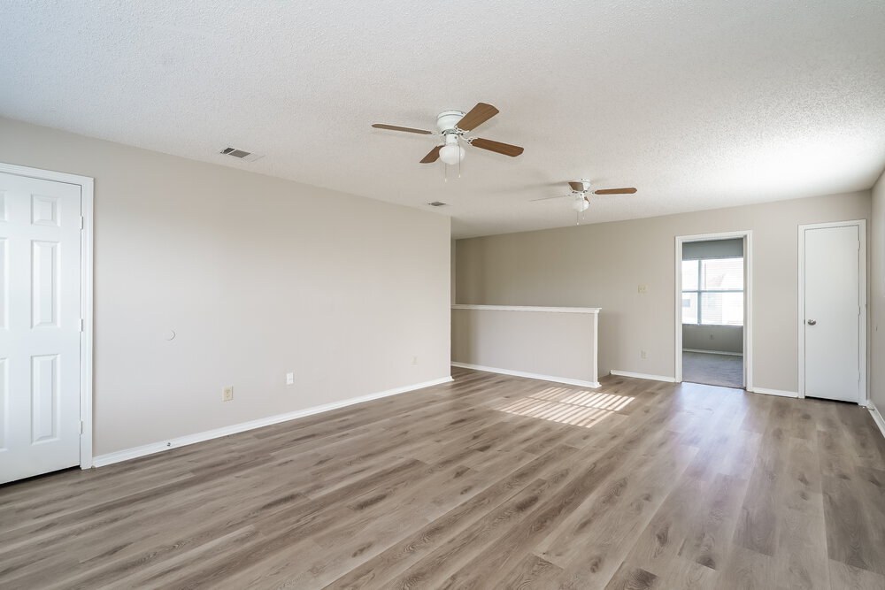 Building Photo - 300 Dakota Ridge Dr