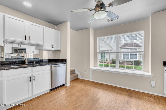 Building Photo - 63 Dover Ct