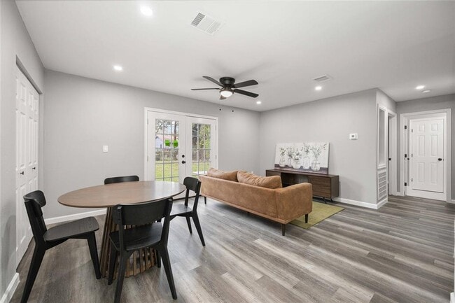 Building Photo - 6327 Mardale Dr