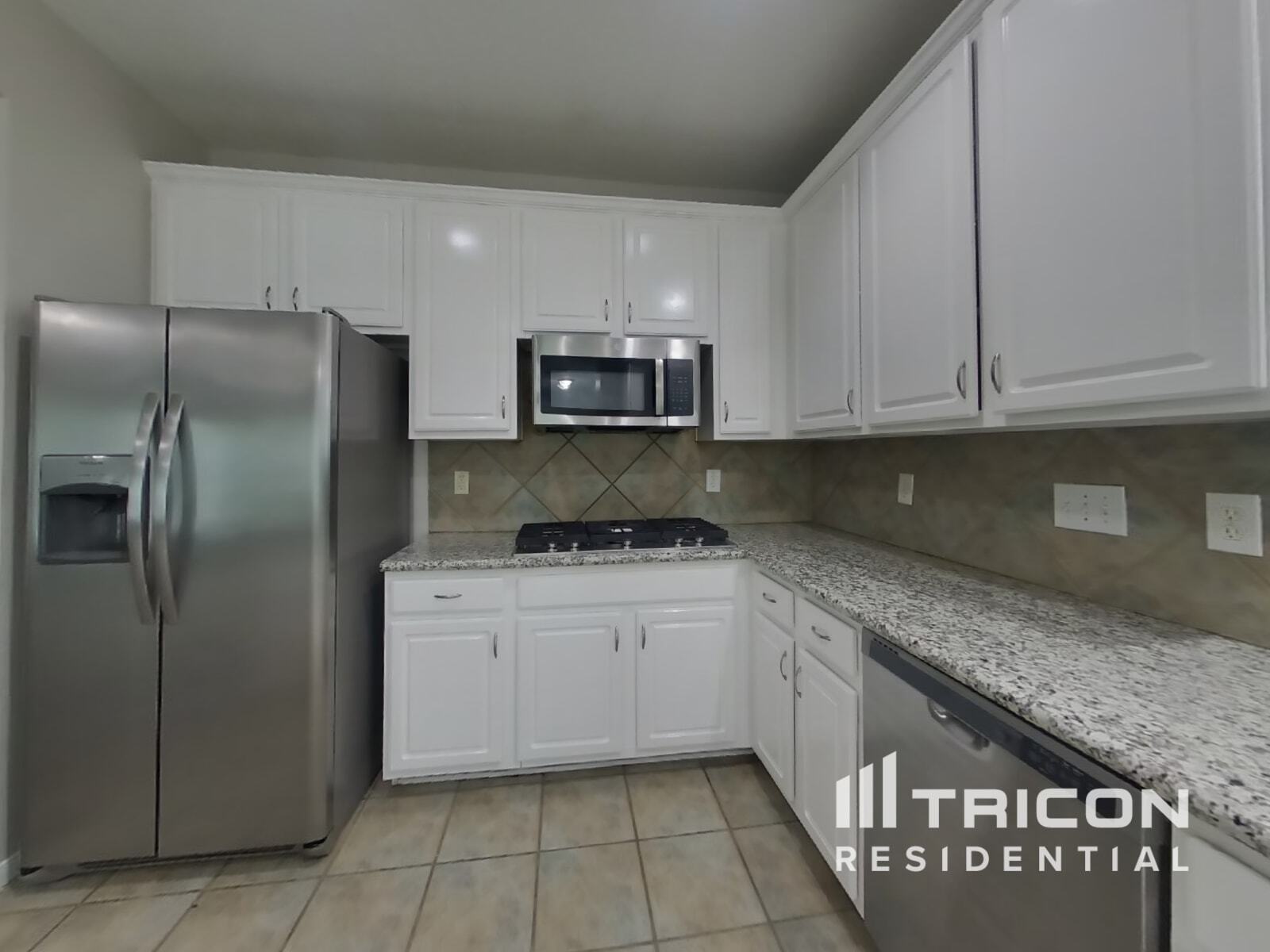 Building Photo - 17419 Pikes Peek Ct