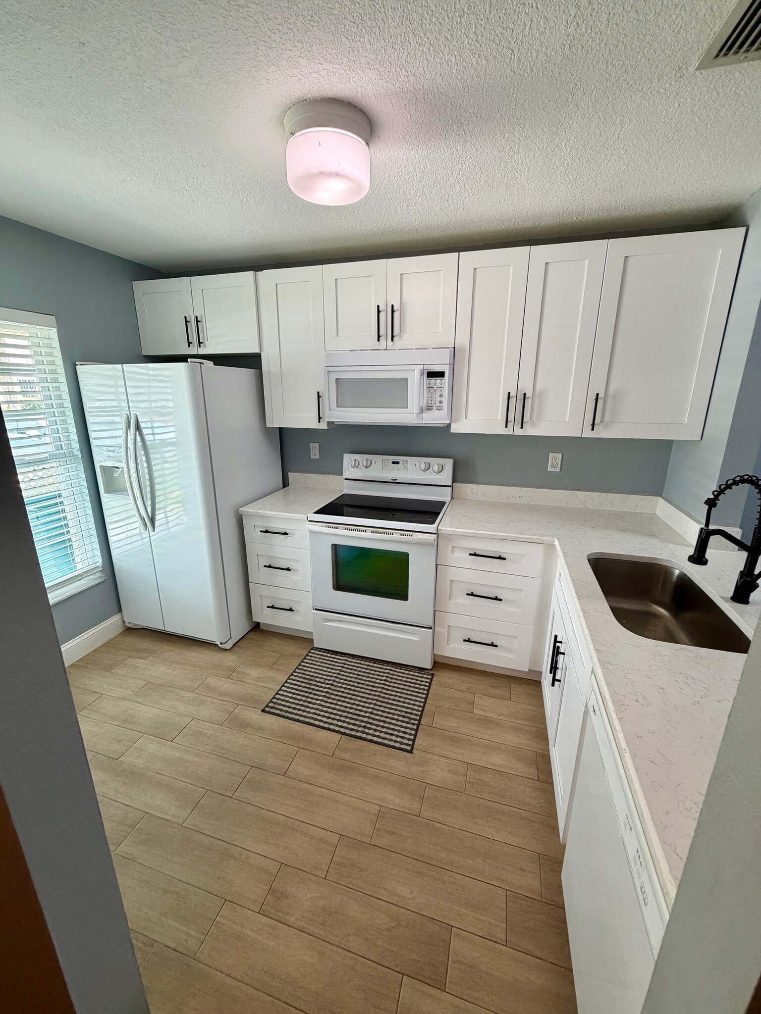 Building Photo - 2852 Stillwell Ct