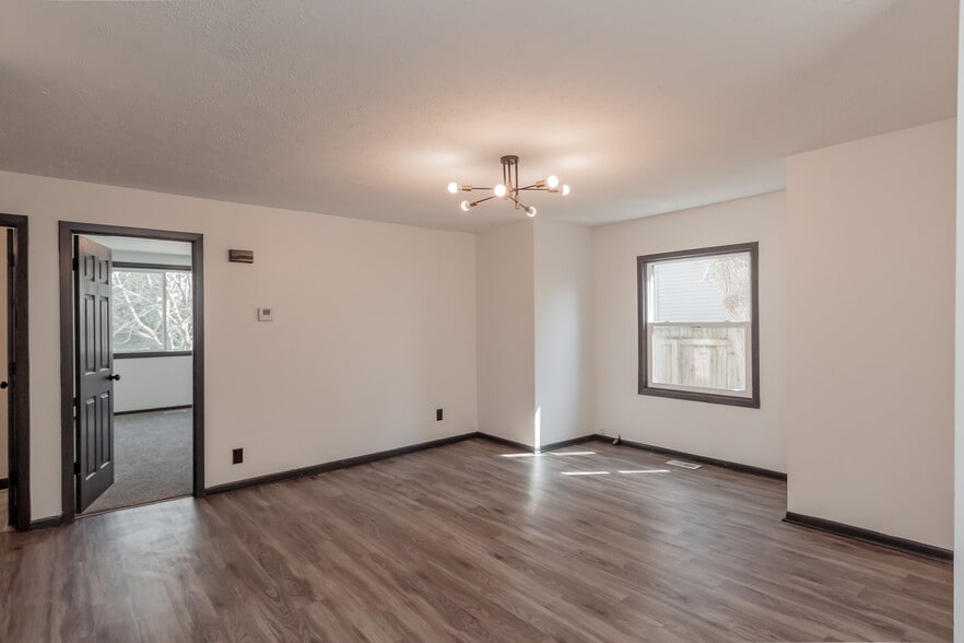 Building Photo - 2901 R St