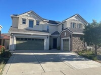 Building Photo - 2024 Newcastle Dr