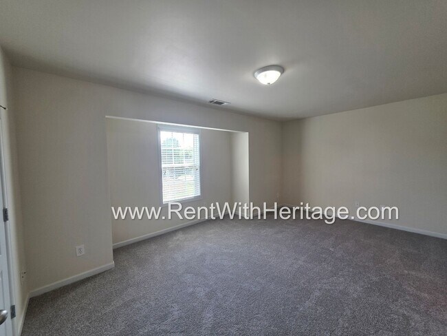 Building Photo - 202 Summer Gate Ln