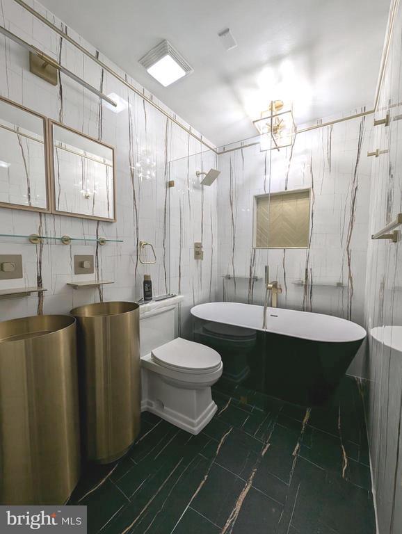 Building Photo - 2208 Wakefield St