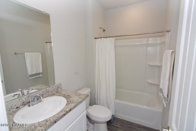 Building Photo - 6720 Tiger Pointe Dr.