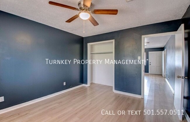 Building Photo - 5708 Sonora Dr