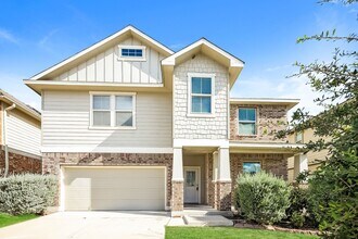 Building Photo - HUGE 4 BEDROOM 3.5 BATHROOM HOUSE- ONLY 7.5 MILES FROM RANDOLPH AIRFORCE BASE