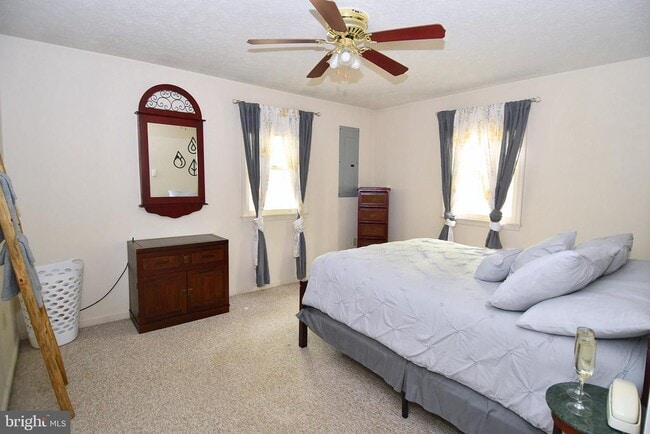 Building Photo - 67 Tranquil Way