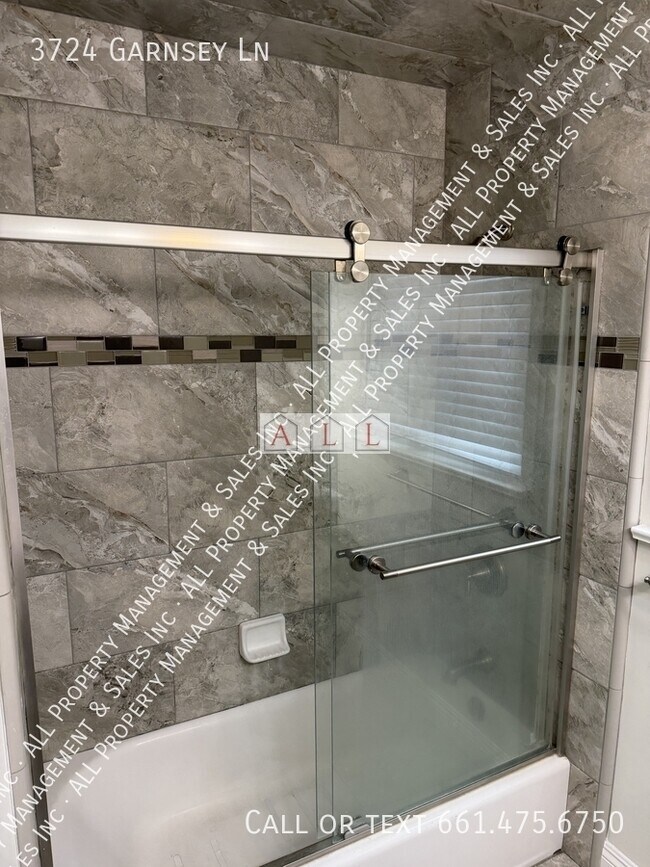 Building Photo - 3724 Garnsey Ln