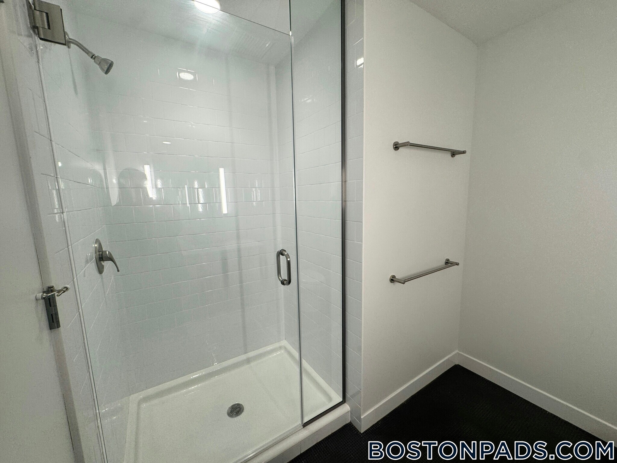 Building Photo - 55 Brighton Ave