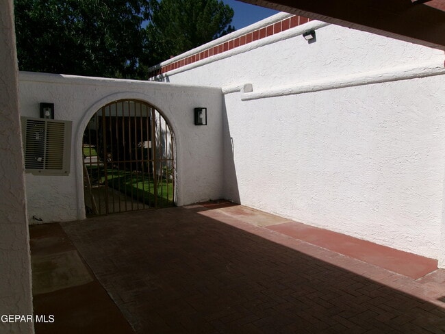 Building Photo - 246 Casas Bella Ln